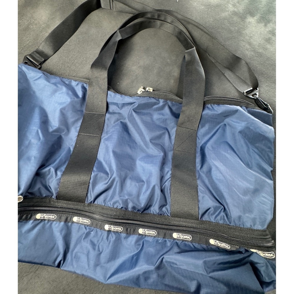 LeSportsac Weekender Duffle Bag Navy Blue Travel Carry On Gym Luggage Large